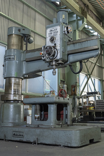 ラジアルボール盤